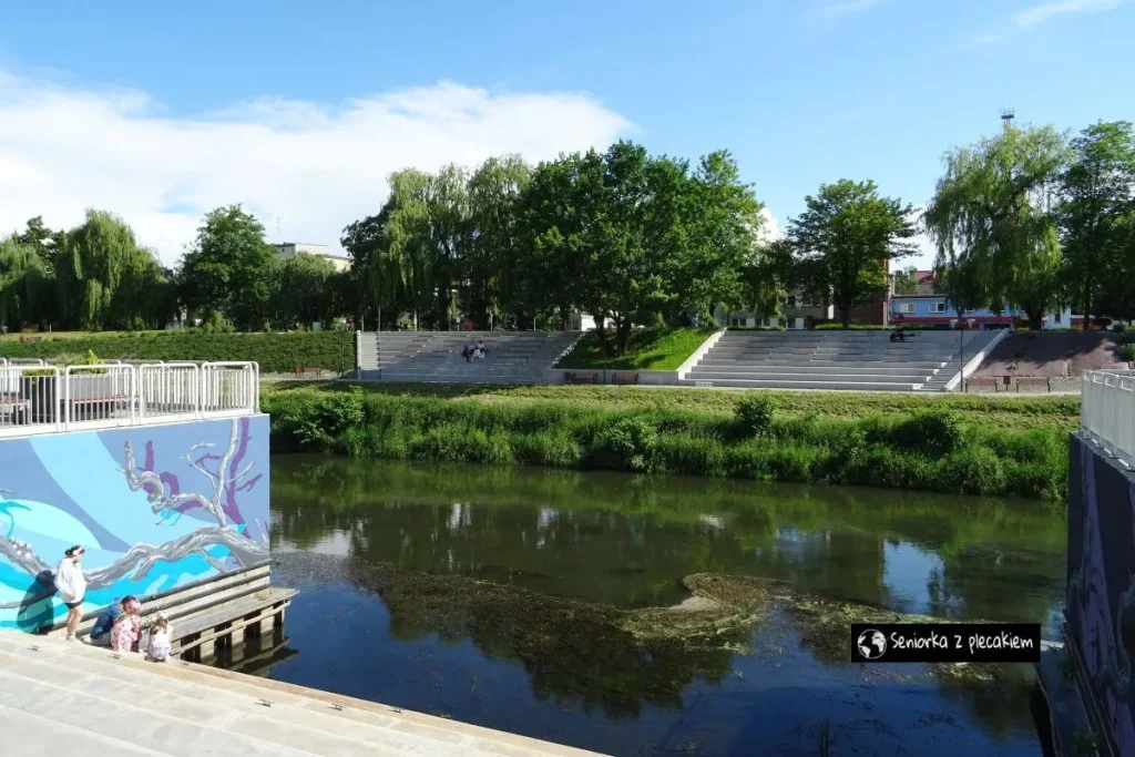 Bulwar nad Odrą to czas na relaks nad wodą