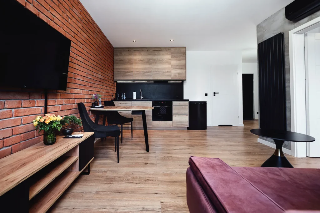 Dlaczego coraz więcej osób wybiera apartament zamiast hotelu?